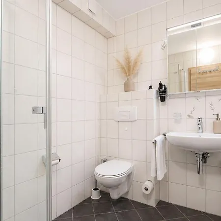 Yachthafenresidenz-wohnung-9105-905 Appartamento *